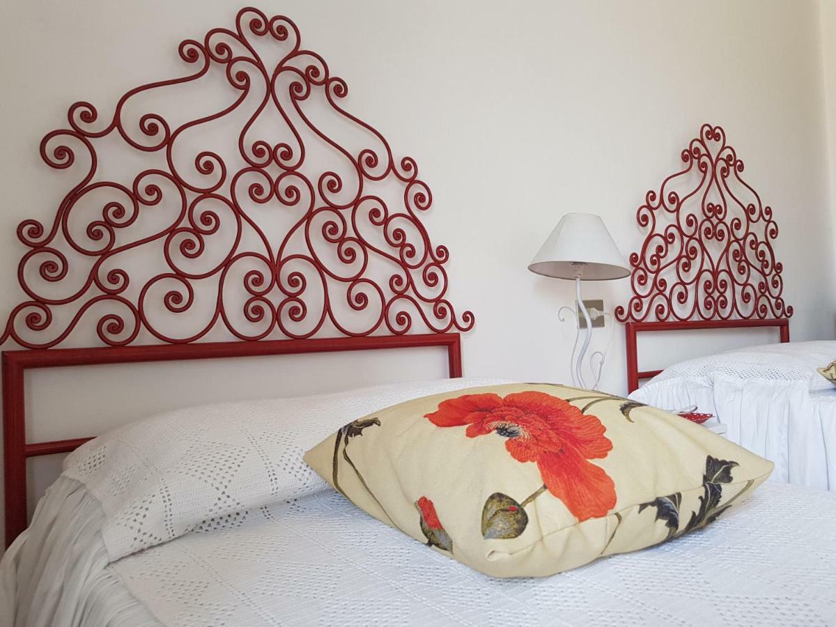 Guest House Edera Σαν Τζιμινιάνο Εξωτερικό φωτογραφία
