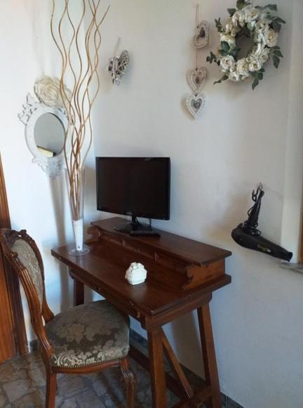 Guest House Edera Σαν Τζιμινιάνο Εξωτερικό φωτογραφία