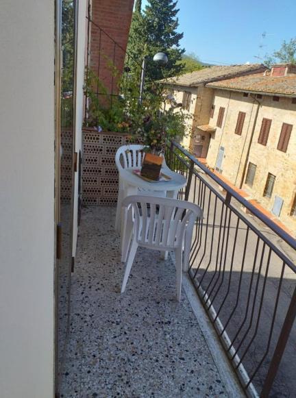 Guest House Edera Σαν Τζιμινιάνο Εξωτερικό φωτογραφία
