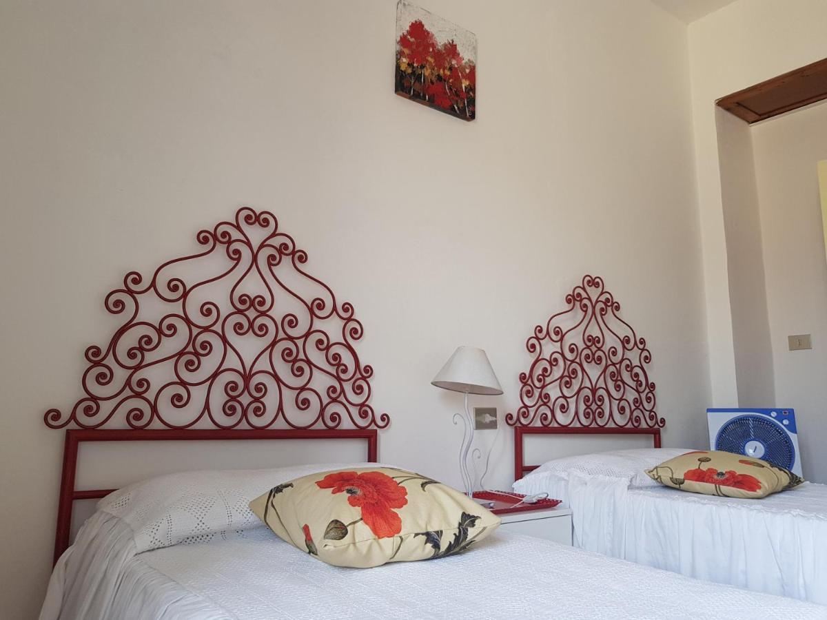 Guest House Edera Σαν Τζιμινιάνο Εξωτερικό φωτογραφία